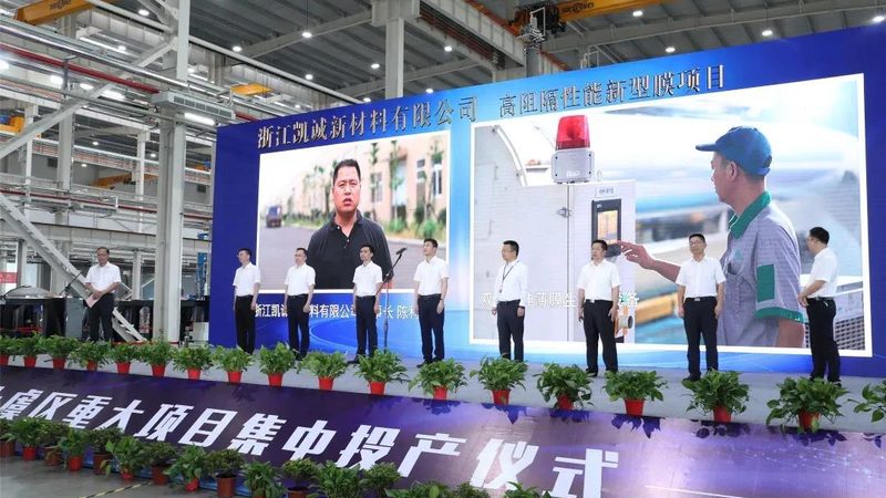 水性分散剂：揭秘其在涂料工业中的关键作用与选择要点